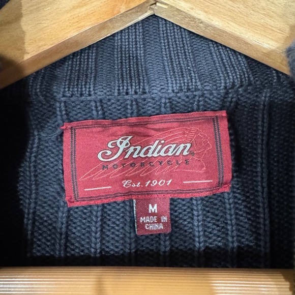 Men's Indian Motorcycle Zip-Up Sweater. - Picture 3 of 3